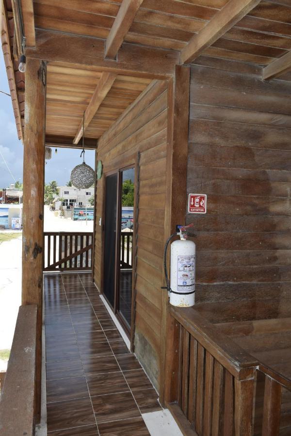 Cabaña Colibrí a 50 Metros De La Playa El Cuyo Exterior foto